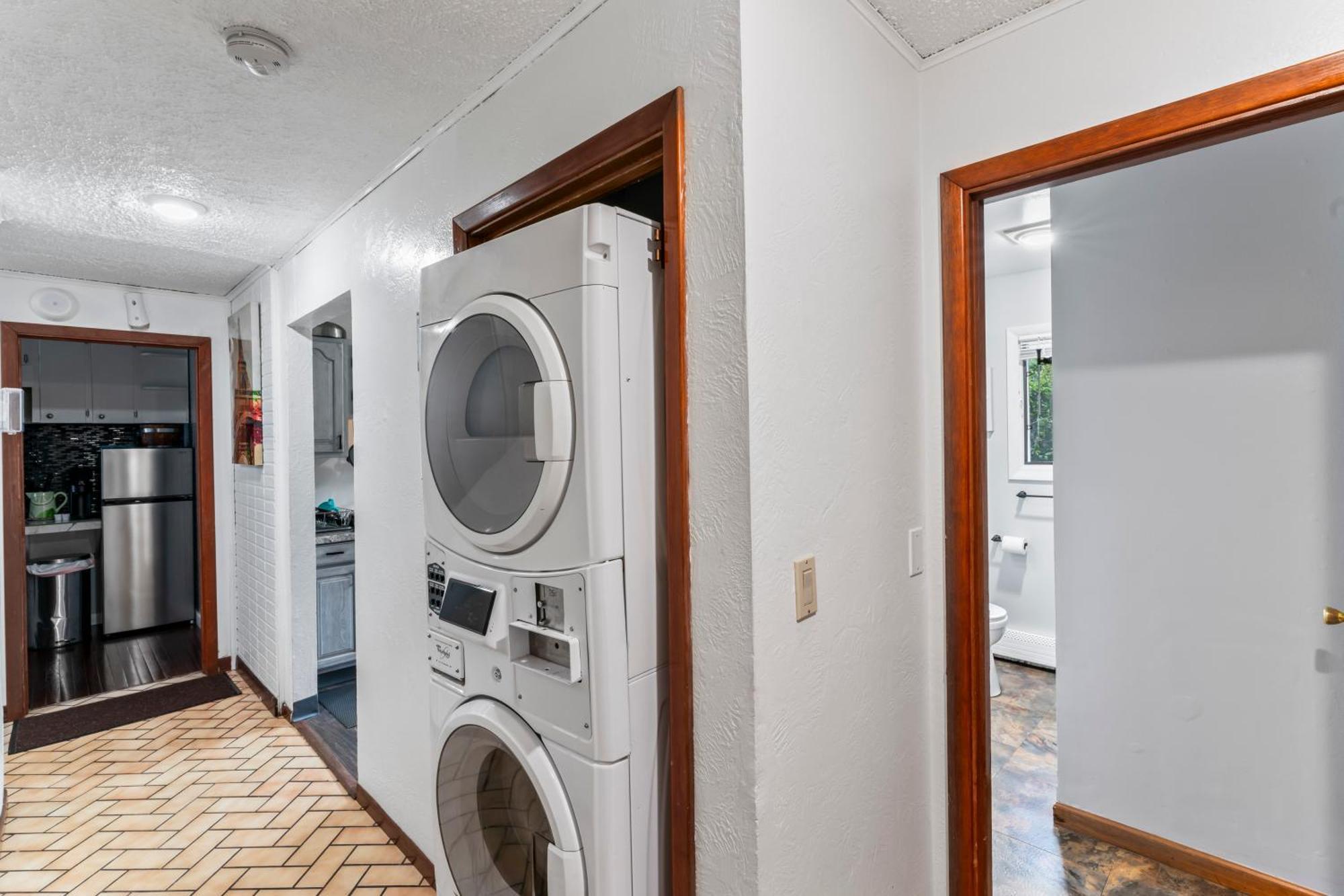 Compact But Cozy Too Ξενοδοχείο Άνκορατζ Εξωτερικό φωτογραφία